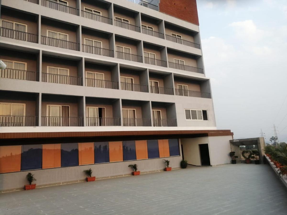 Comfort Inn , Statue Of Unity Kevadia Esterno foto