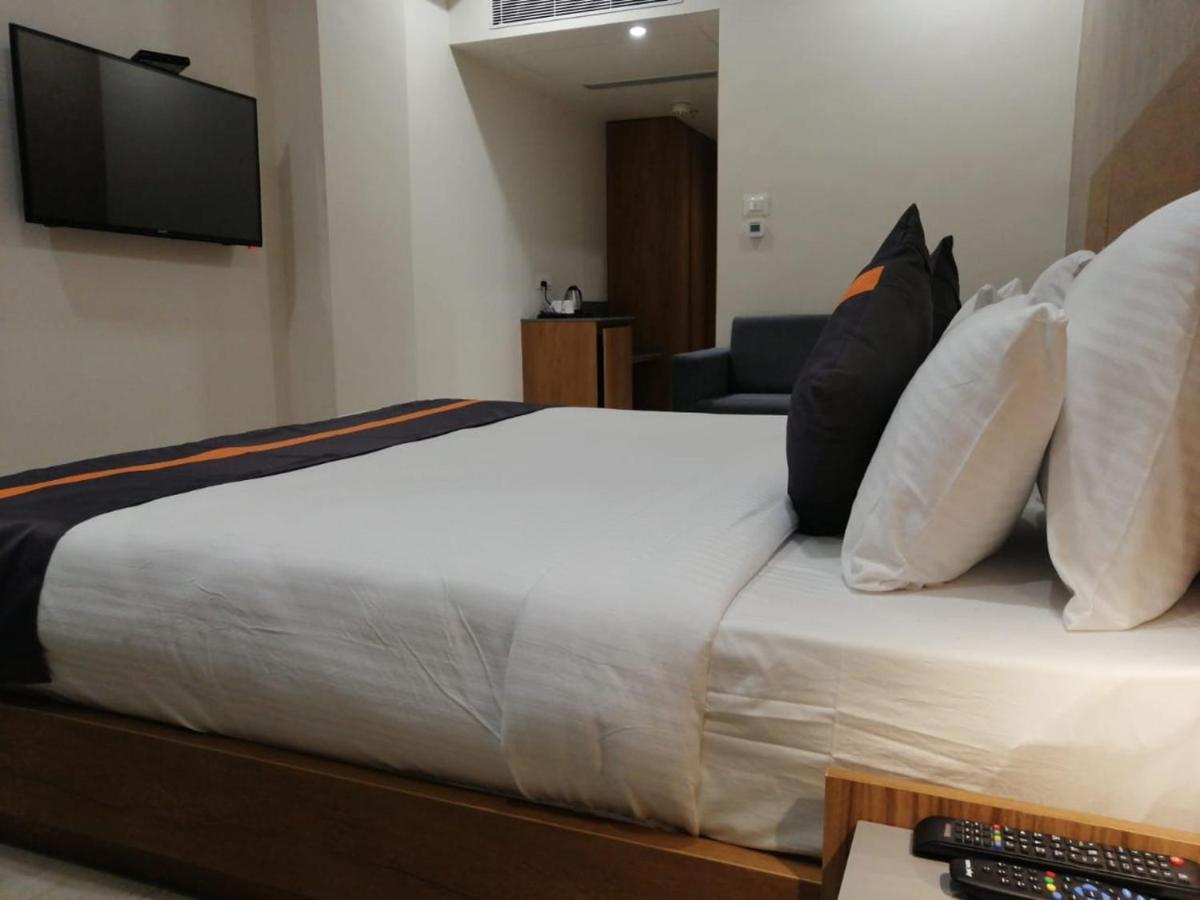 Comfort Inn , Statue Of Unity Kevadia Esterno foto