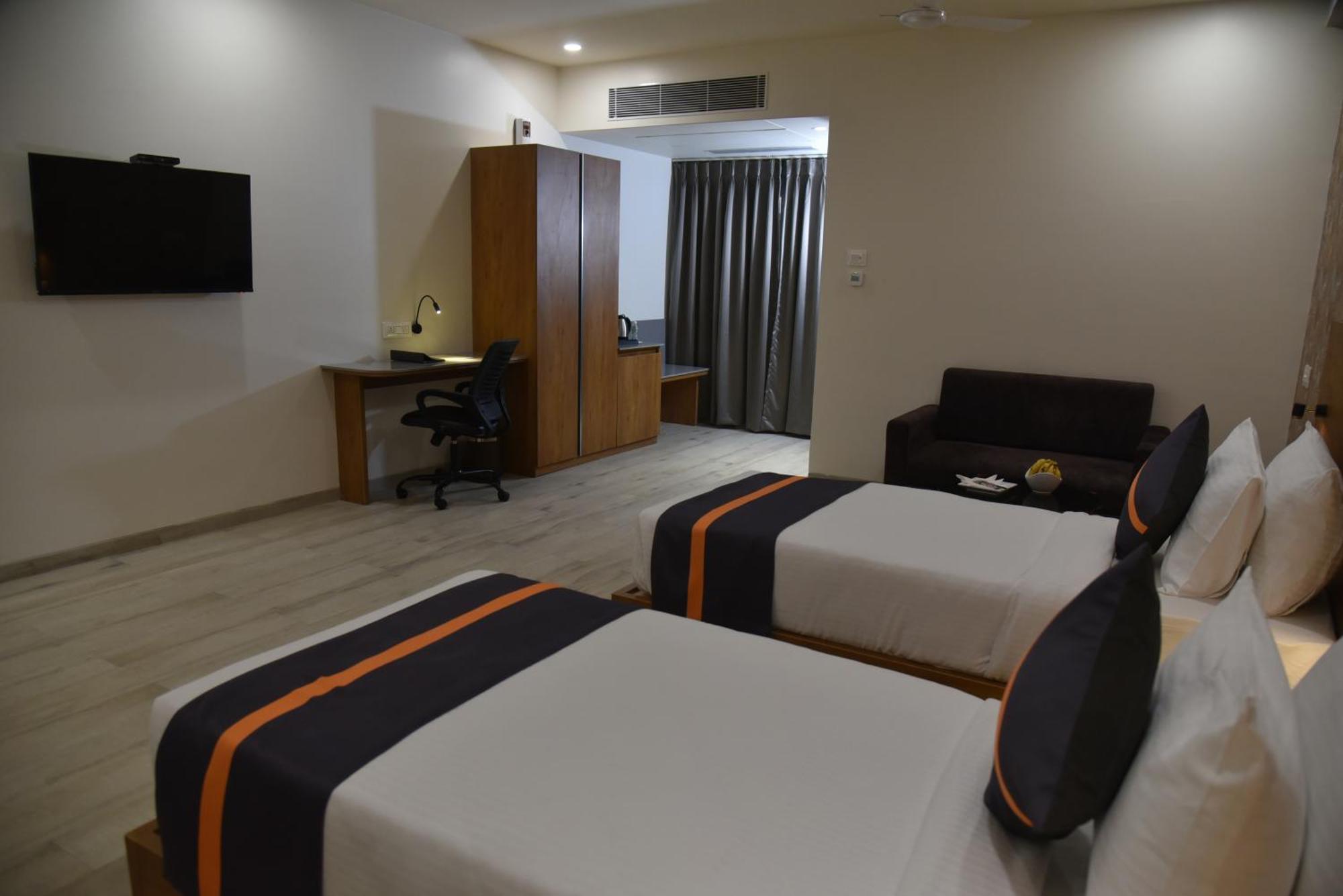 Comfort Inn , Statue Of Unity Kevadia Esterno foto